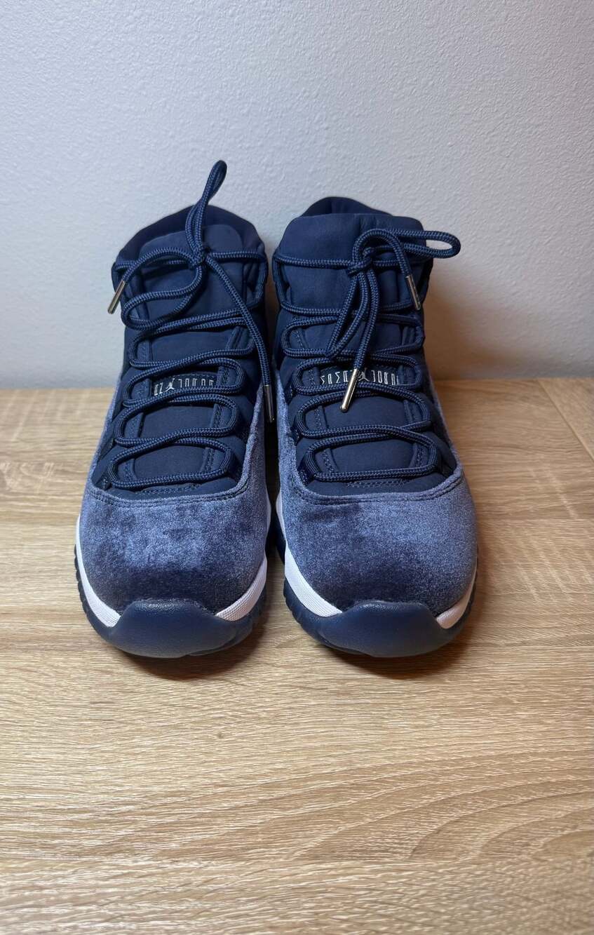 Jordan Air Jordan 11 Retro Size Midnight Navy Velvet